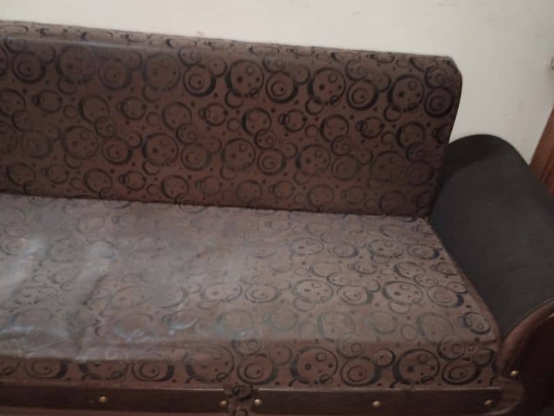 brown with black lines sofa bed 2