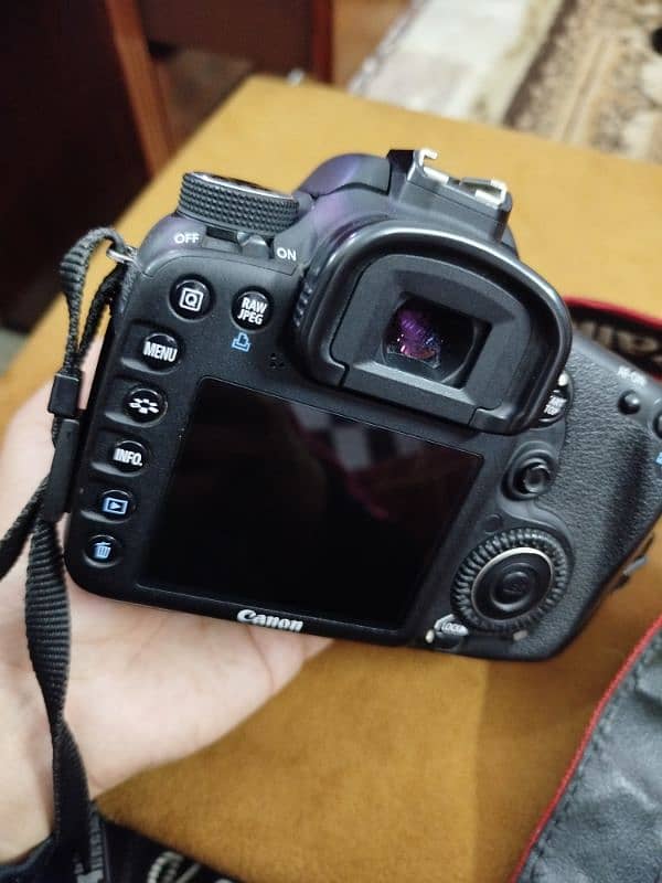 canon EOS 7D 2