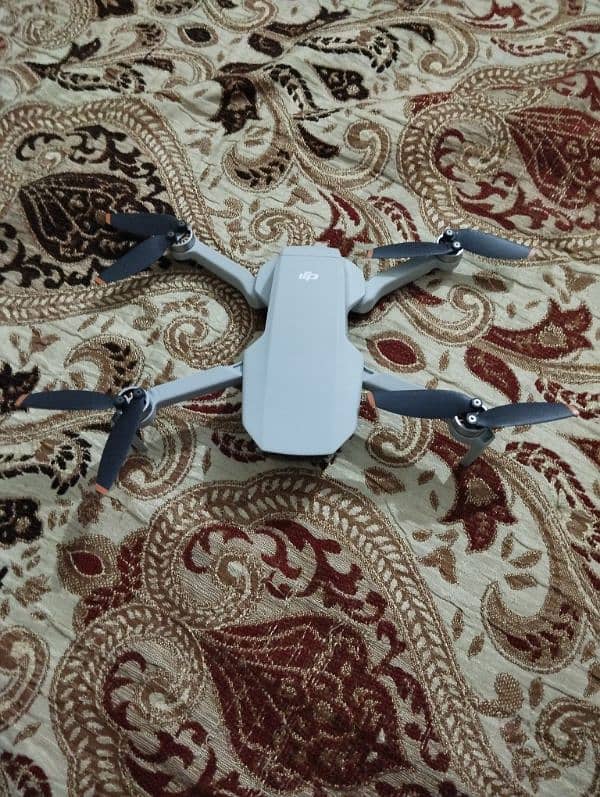 DJI Mini 2 SE Drone 4