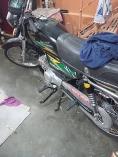 United 70cc urgent for sale WhatsApp on hai,,0307-9468544