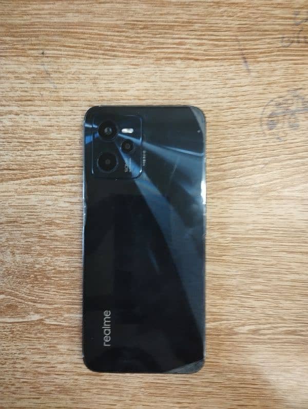 Realme C35 1