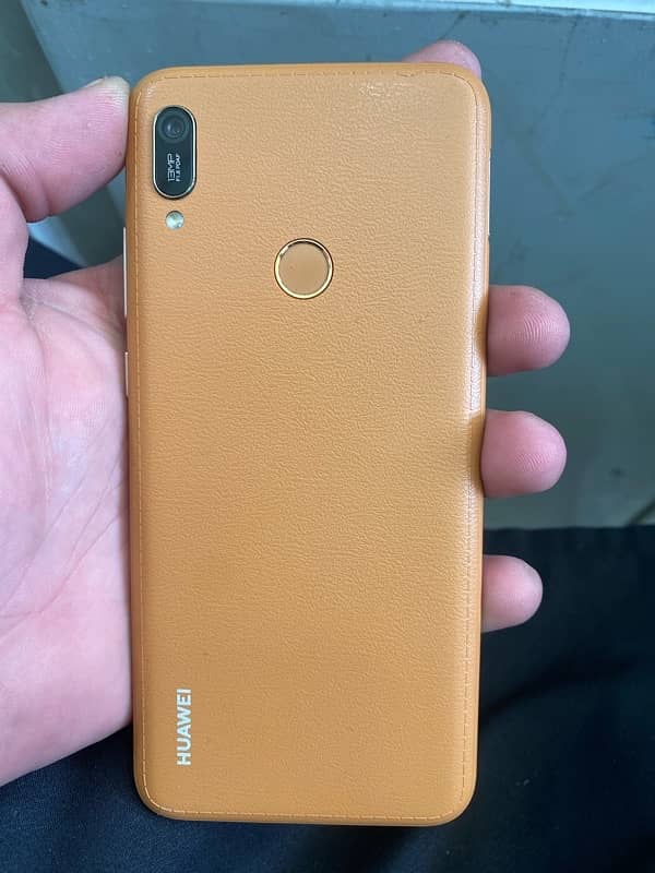 Huawei y6 2019 1