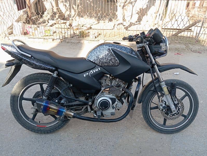 Yamaha YBR125G 3