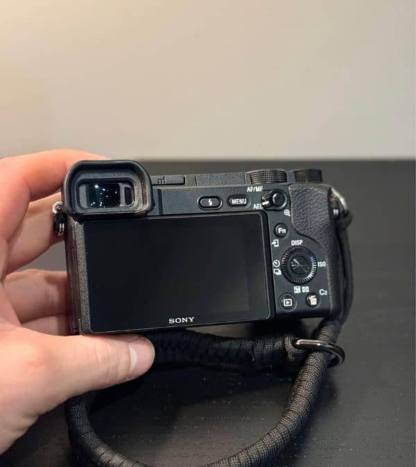 Sony a6500 camera with box and lens 10