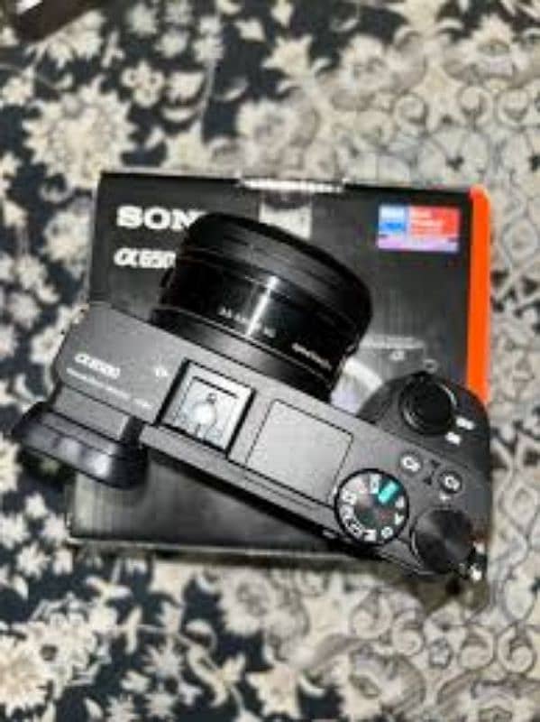 Sony a6500 camera with box and lens 11