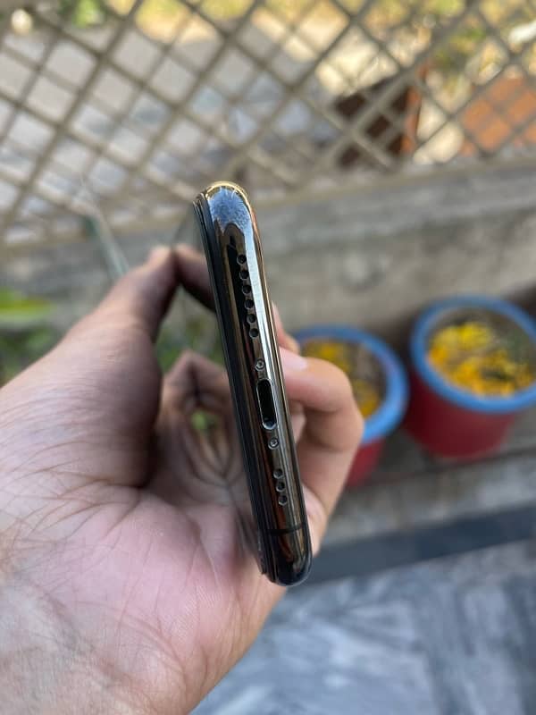 iphone 11 pro 5