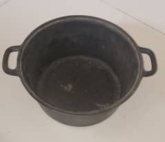 cast iron  pan