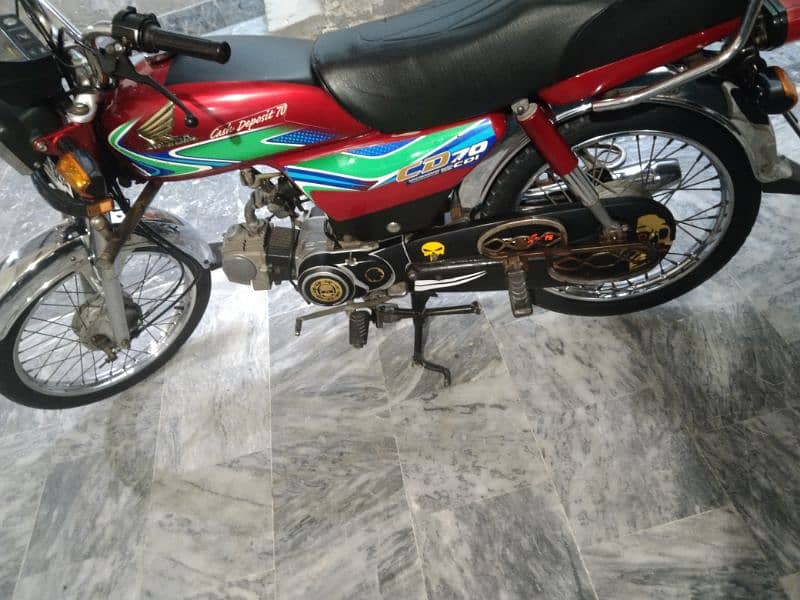 Honda cd70 2018 model urgent sale 03704773824 8