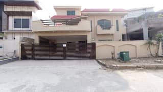 Beautiful 1 kanal house for sale in F-15