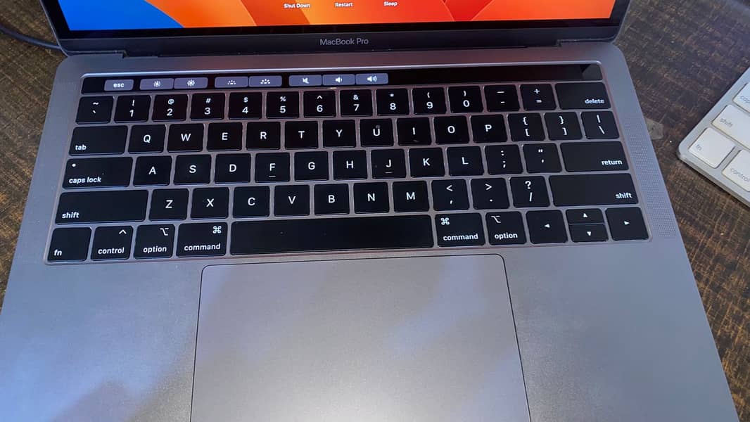 MacBook Pro 2019 13 inches 8 GB / 128GB 12