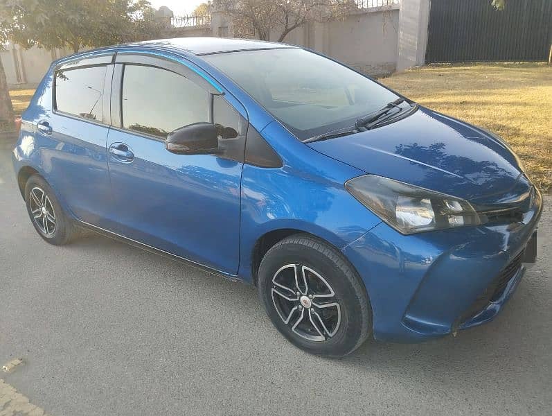 Toyota Vitz 2015 1