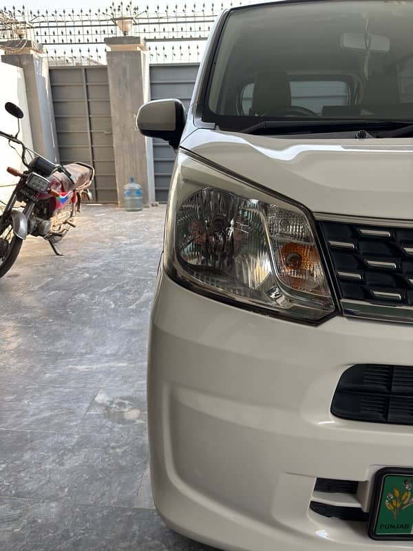 Daihatsu Move 2015 11