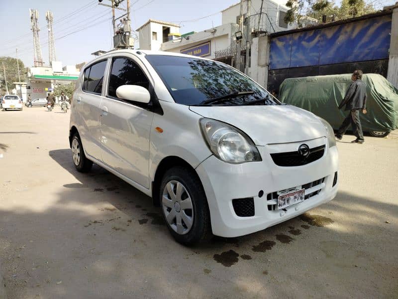 Daihatsu Mira 2011 1