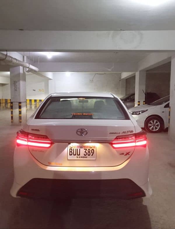 Toyota Corolla Altis X SPECIAL EDITION 1