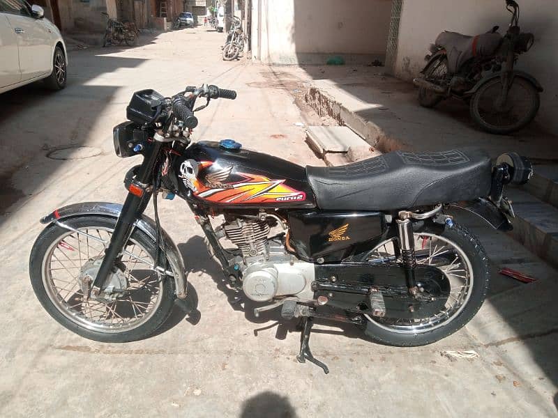 Honda 125 2013 10