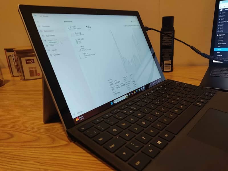 Surface Pro 7 Core i5 10th gen 8gb Ram 128gb ssd 0