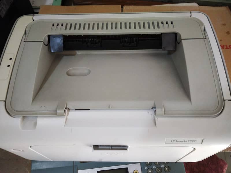 HP 1020 & 1005 Printer with One Extra Cartridge Free 8