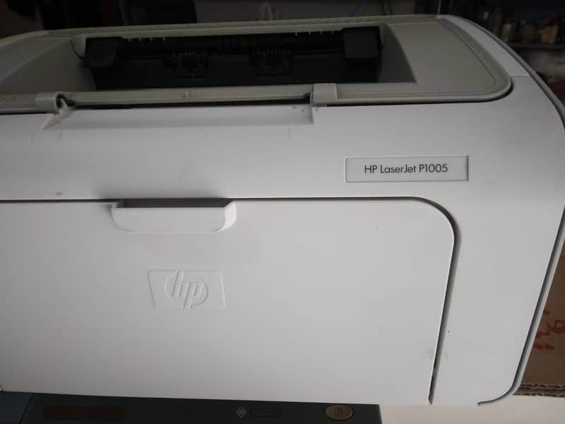 HP 1020 & 1005 Printer with One Extra Cartridge Free 9