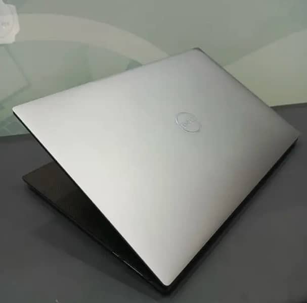 Dell precision 5560 slightly used 10/10 condition 4