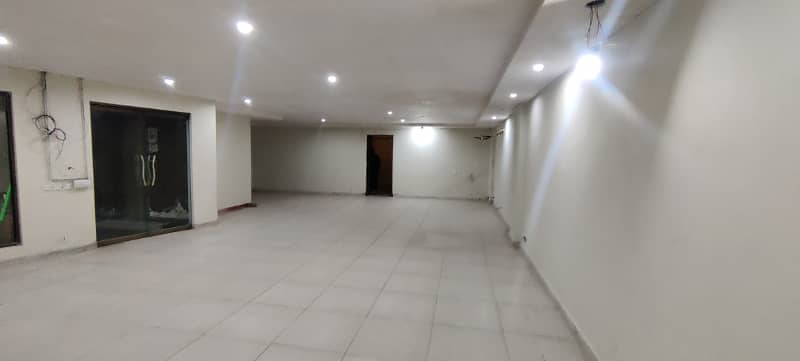 8 Marla Office For Rent 7