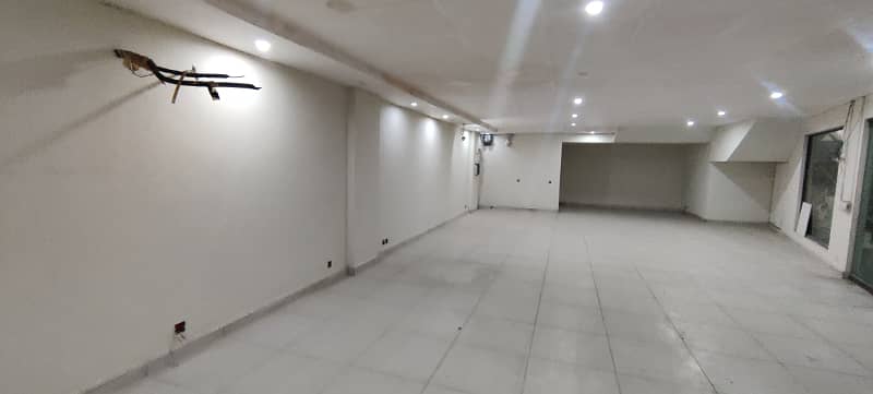 8 Marla Office For Rent 13