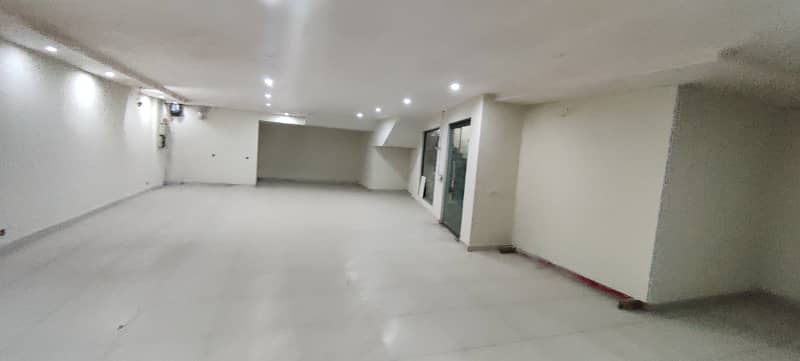 8 Marla Office For Rent 15