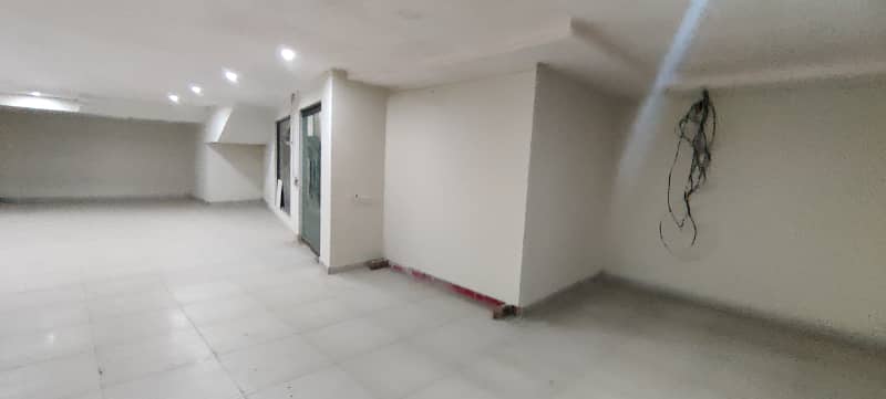 8 Marla Office For Rent 18