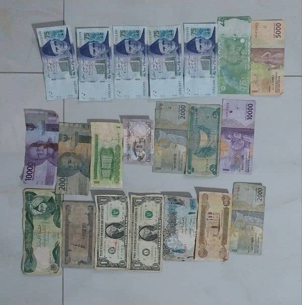 banknotes for collection 0