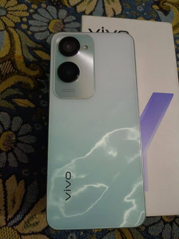 vivo y18  pta official box only 6 month WARUNTY 11