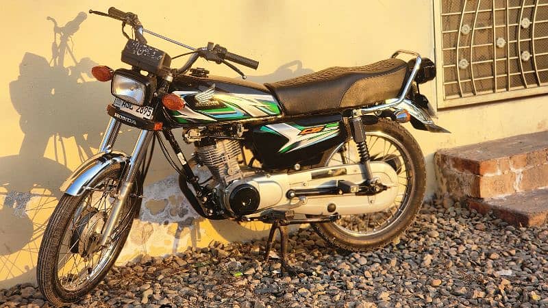 honda 125 Bike New Condition And totally genuine 3