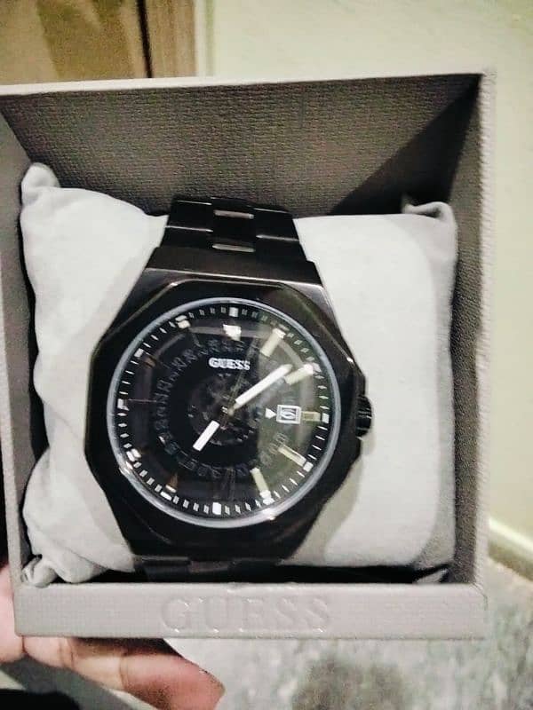 GUESS BRANDED WATCH 0