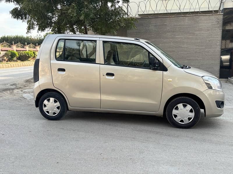 Suzuki Wagon R 2017 1