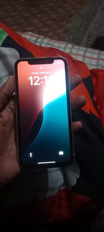 hIPHONE 11 64gb NONPTA JV EXCANGR POSSIBALe 03469318716 0