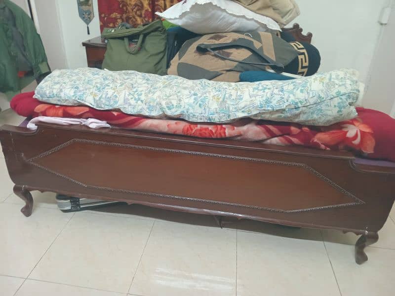 Queen size bed without matress/ side tables 4