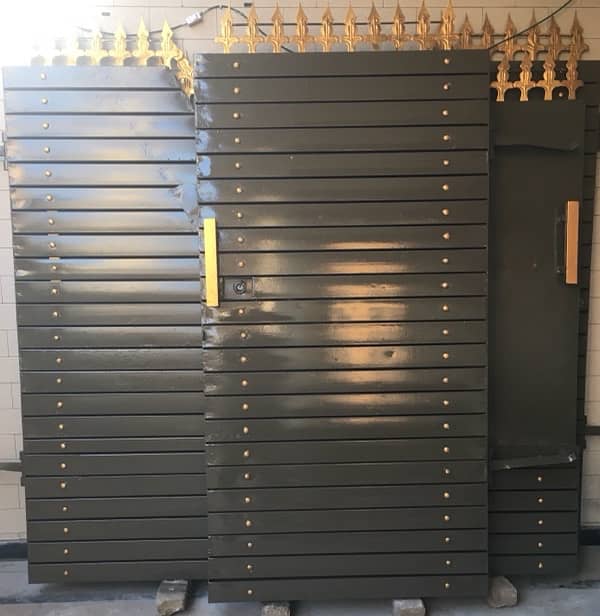 Main iron gate for sale 1