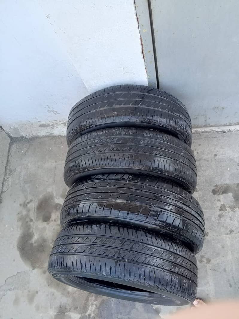 Bridgestone tyre 185/60/15 0