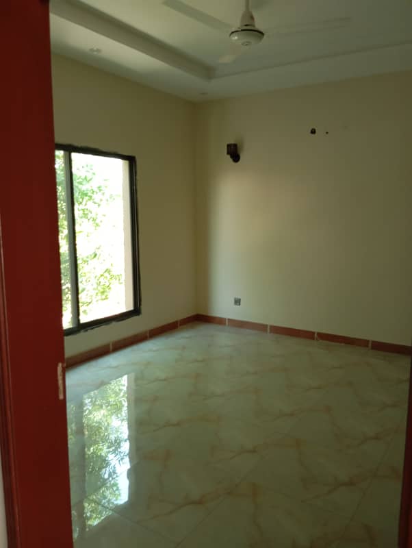 Precinct 12 villa for rent in Bahria town karachi. 16