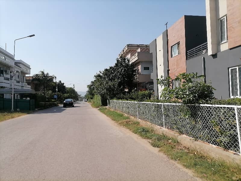 14 marla (40x80) plot for sale in G14/3 4