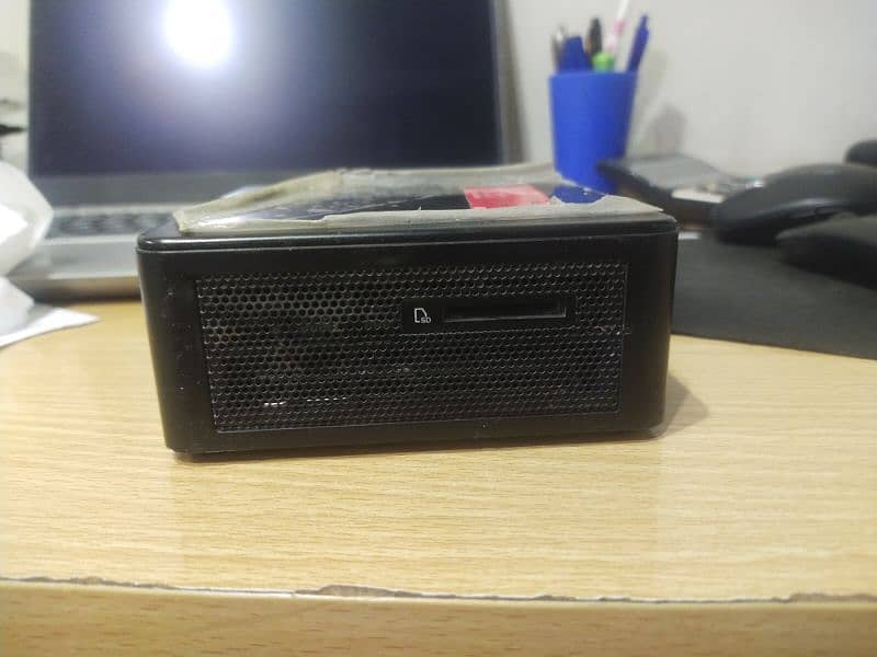 INTEL NUC11PAH 3