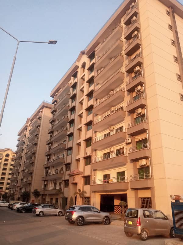 12 Marla 4 Bed New Design Flat For Sale In Askari 11-B, Lahore 0