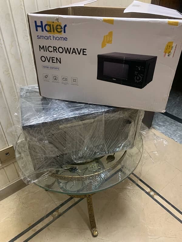 Brand new haier microwave oven 0