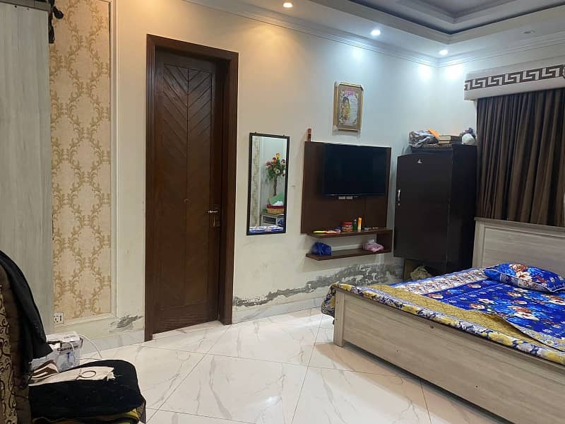 10 Marla Like Brand Beautiful 4 Beds House For Rent In Phase 8, Air Avenue DHA. 12