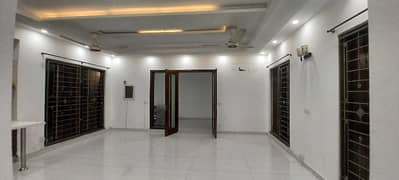 One Kanal 3 Beds Like Brand New Upper Portion Available For Rent In Phase 3 DHA