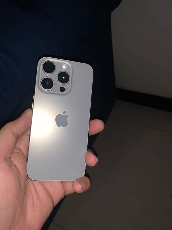 iPhone 15 pro full box non-pta 10/10 0