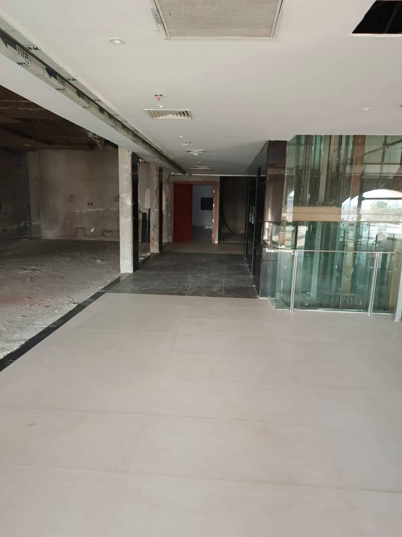 Prime Shop Spaces Available at Grand Square Mall, Gulberg 3 10