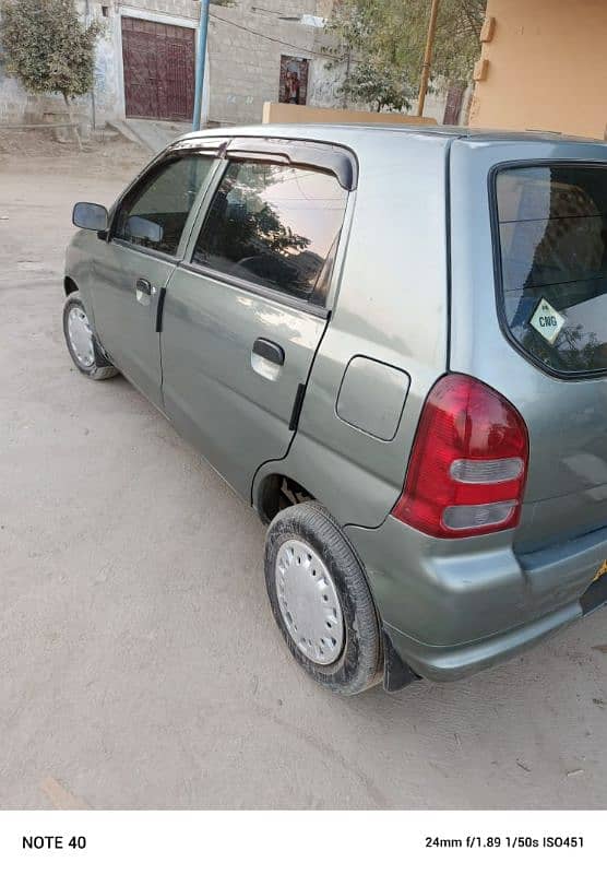 adres Naya nazimabad Suzuki Alto 2011 k last manth chal rah fast owner 12