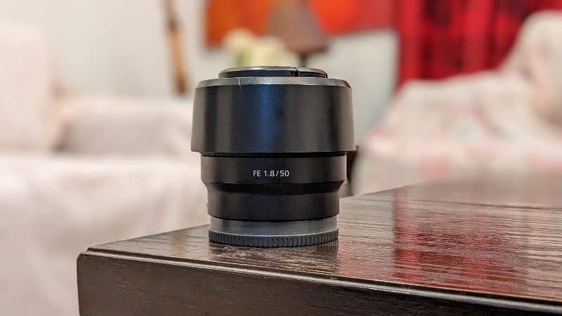 SONY A7III 4K WITH BOX AND 2 LENS 5