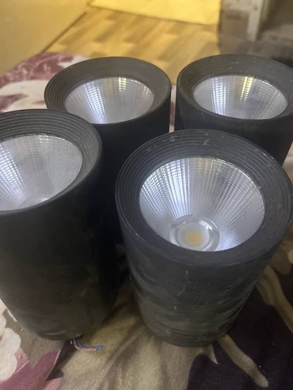 LED Metal Surface Lights (4 Quantity) 1