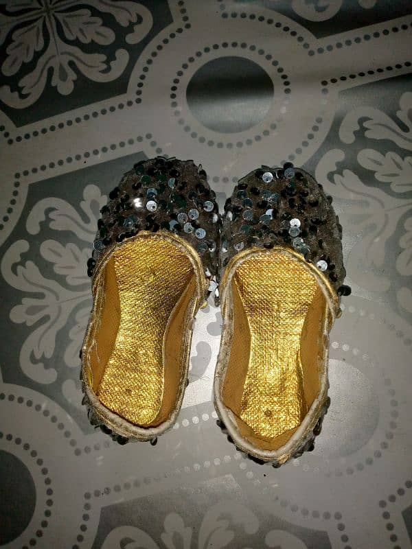 baby slippers and frock sell 11