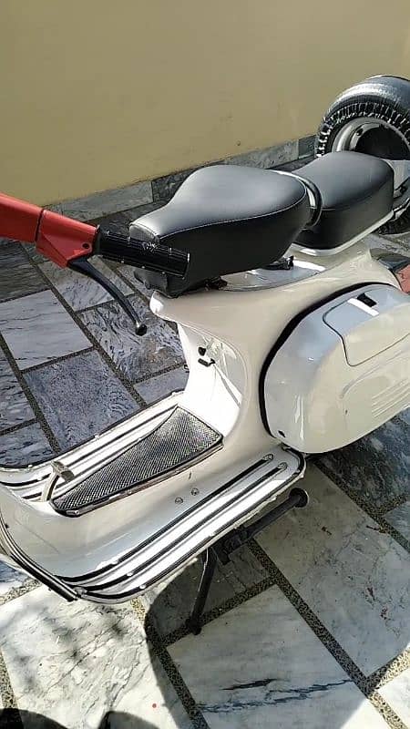 assalamu alaikum Vespa for sale 2